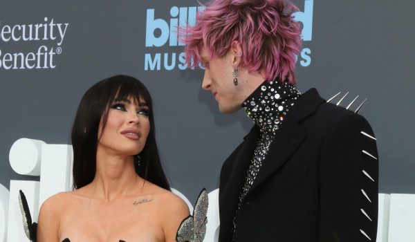 La actriz Megan Fox da a luz a su primera hija con el cantante Machine Gun Kelly