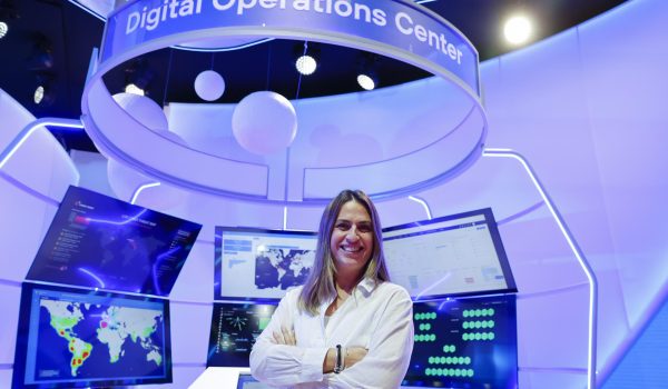Telefónica recrea en el MWC su centro de operaciones de Colombia para la ciberseguridad