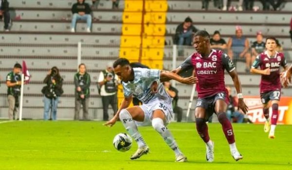 El jugador de origen nicaragüense que destaca en el futbol de Costa Rica