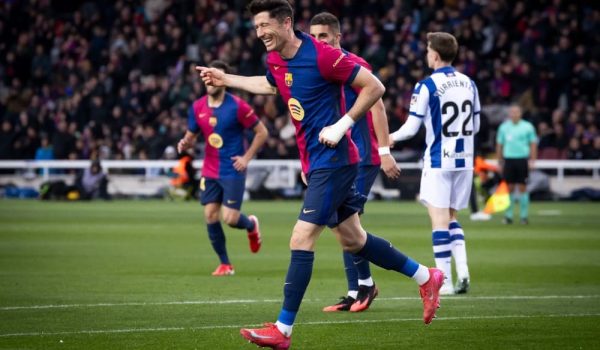 El Barcelona recupera el liderato de la Liga al golear a la Real Sociedad