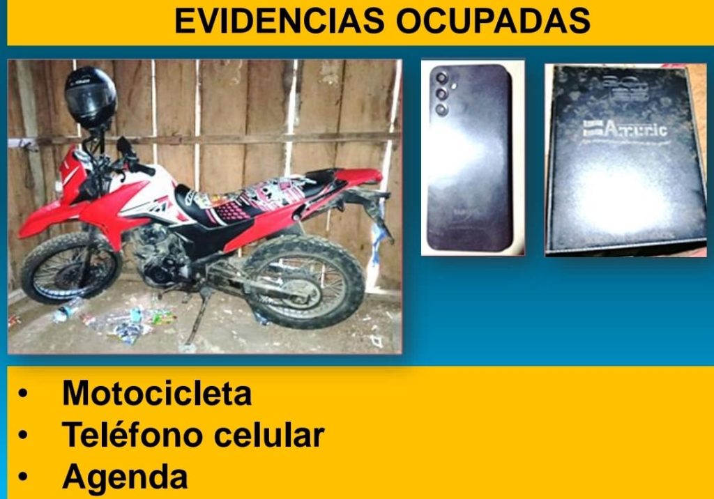 La petenecias la moto, celular y agenda de la víctima le fueron encontaa al sospechoso de cometer el crimen. LA PRENSA/ Policía. 