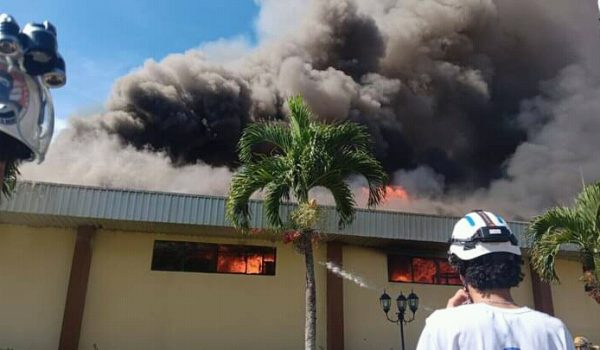 Incendio arrasa con fábrica de puros en Estelí