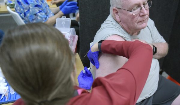 EE.UU. anuncia el recorte de 10,000 empleos en su departamento de Salud