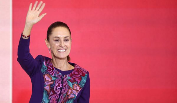 Sheinbaum celebra suspensión de aranceles: alivio temporal para México