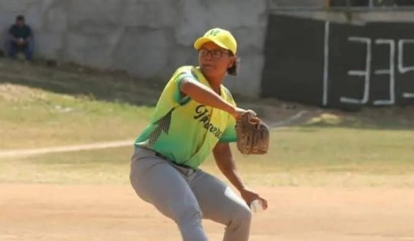 Así fue cómo Las Minas le ganó la batalla a los Dantos por el novato sensación del Pomares
