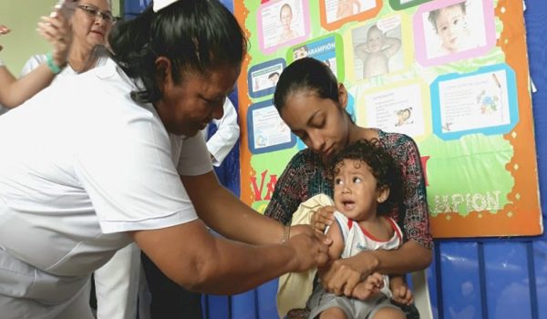 Minsa lanzará campaña de refuerzo para vacunar contra el sarampión y la rubéola