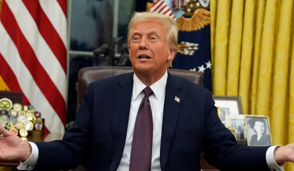 ¿Intenta Trump debilitar el dólar deliberadamente?