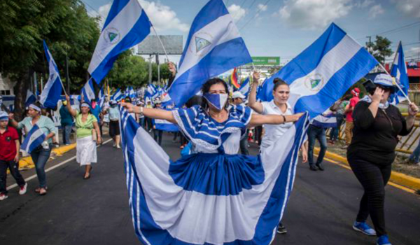Abril fuerza que sigue viva