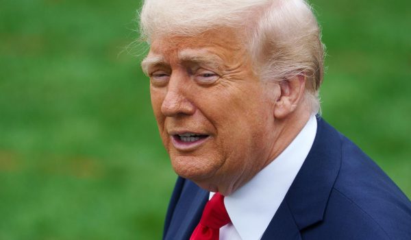 Trump acusa a Zelenski de dificultar un acuerdo al negarse a reconocer Crimea como rusa