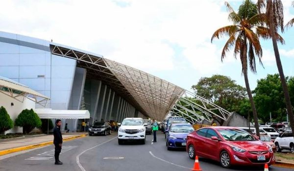 Régimen deja en manos de los militares el control de los aeropuertos y oficializa salida del sector privado de la directiva de la EAAI