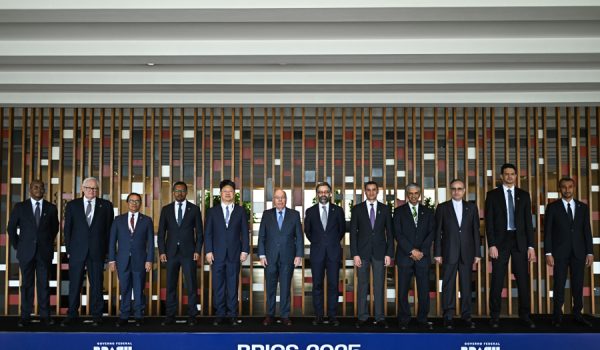 Cancilleres del Brics quieren reforzar el multilateralismo ante guerra comercial de Trump