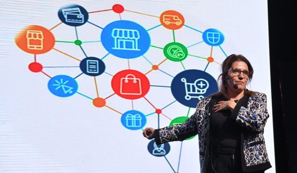 Expertos se reúnen en Bolivia para debatir el impacto de inteligencia artificial en salud