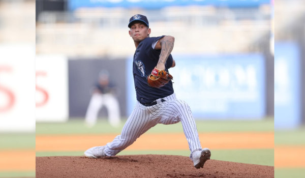 Jonathan Loáisiga lanza un inning perfecto en el inicio de su rehabilitación