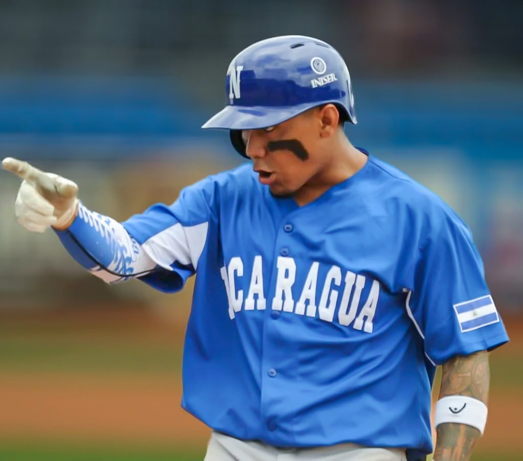 Ismael Munguia, con la seleccion de Nicaragua.