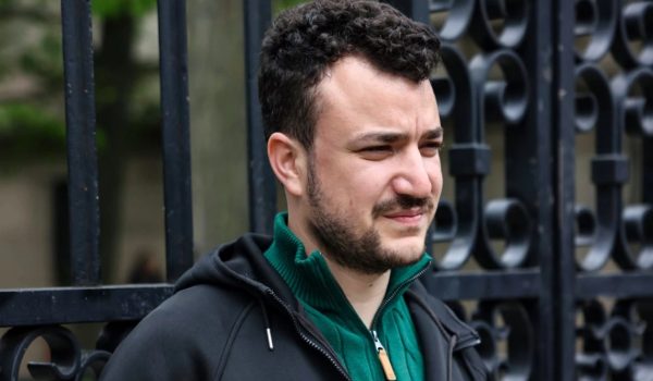 Khalil fue arrestado el 8 de marzo en su apartamento en Nueva Jersey y trasladado a un centro de detención en Jena, Luisiana, a más de 1,600 kilómetros de su hogar y de su esposa embarazada. LA PRENSA/US Today