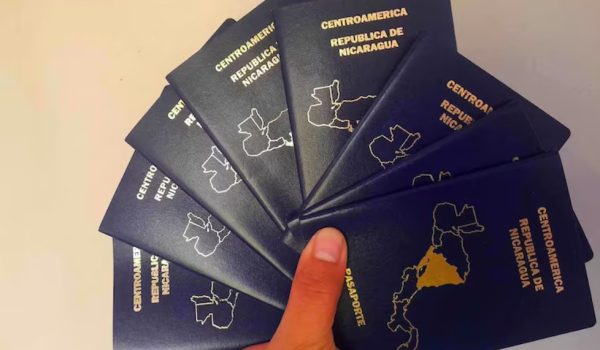 En el caso de una renovación por pérdida del pasaporte, se debe presentar una declaración de pérdida y se deberá pagar una multa de 75 dólares. LA PRENSA/Noticias De Bluefields