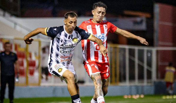 La feroz ofensiva del Diriangén pone a prueba a la defensa del Real Estelí en el Clásico Nacional