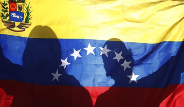 Gobierno de Trump deberá notificar a venezolanos que serán deportados 21 días antes
