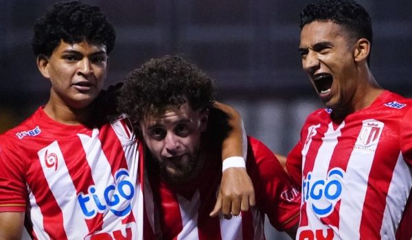 El Real Estelí vuelve a ganar al Diriangén el clásico nacional y se clasifica a la semifinal