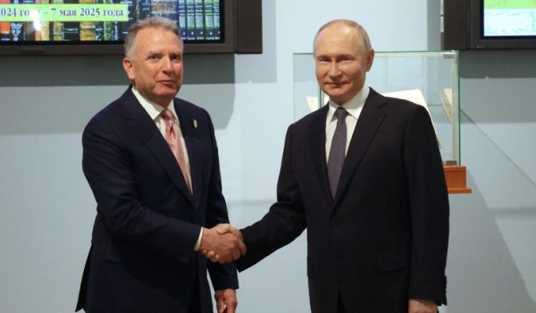 Putin concluye su reunión con el emisario especial de Trump para Ucrania