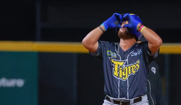 Tigres de Chinandega logran una épica  remontada en triunfo sobre los Titanes de Florida