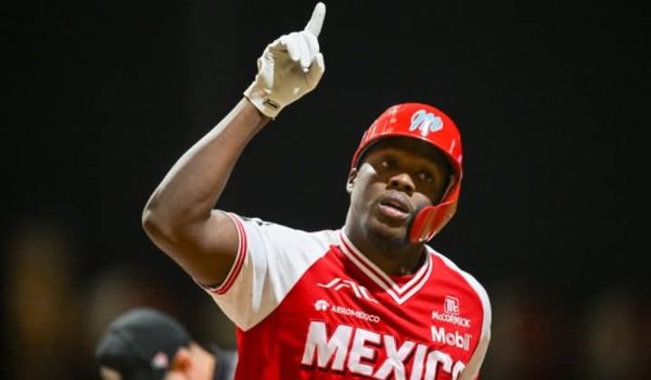 Los Tigres de Chinandega caen ante los Diablos Rojos y van a un partido de vida o muerte