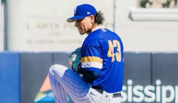 Stiven Cruz pierde su primer partido en Doble A con los Cerveceros