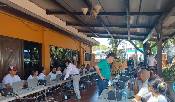 Cancillería implementa «orden» tras meses de descontrol, cobros informales y filas interminables