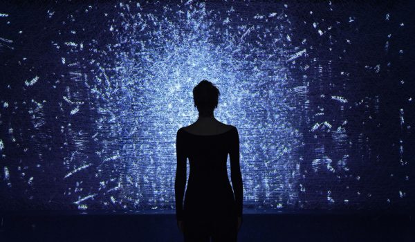 Lexus invita a explorar la conexión entre vehículo y ser humano en una exposición en Milán