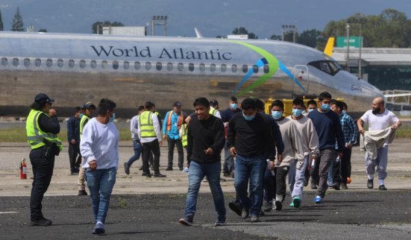 Cifras de turismo del régimen de Ortega resienten el declive del negocio de tráfico de migrantes a EE. UU.