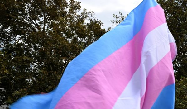 El asesinato de una mujer trans indigna a Colombia, que pide justicia en este caso