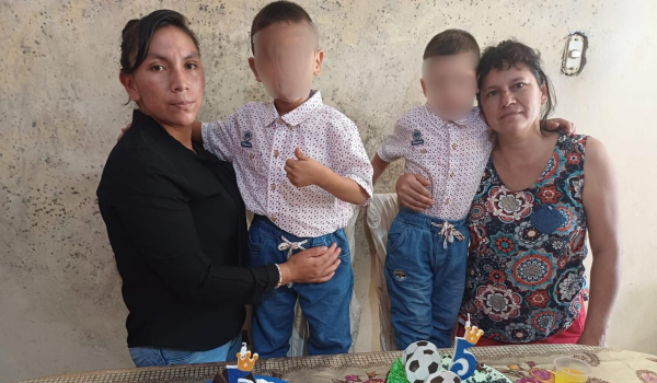 «Nos dijeron a las dos que el hijo era de la otra»: las madres peruanas que tuvieron que devolver a sus niños tras 6 años criándolos