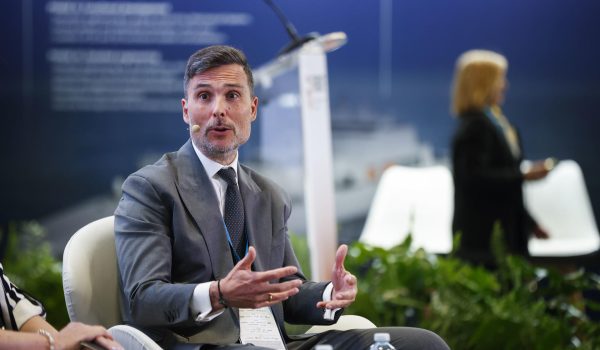 Industria española de defensa señala el presupuesto y las sinergias como sus mayores retos