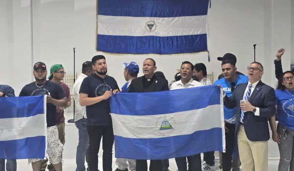 Convocan en Miami a reunión de la oposición de cara a un eventual retorno