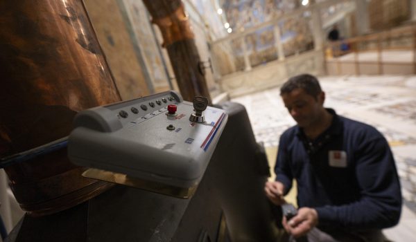 El Vaticano blinda la Sixtina y dos residencias para los cardenales durante el cónclave