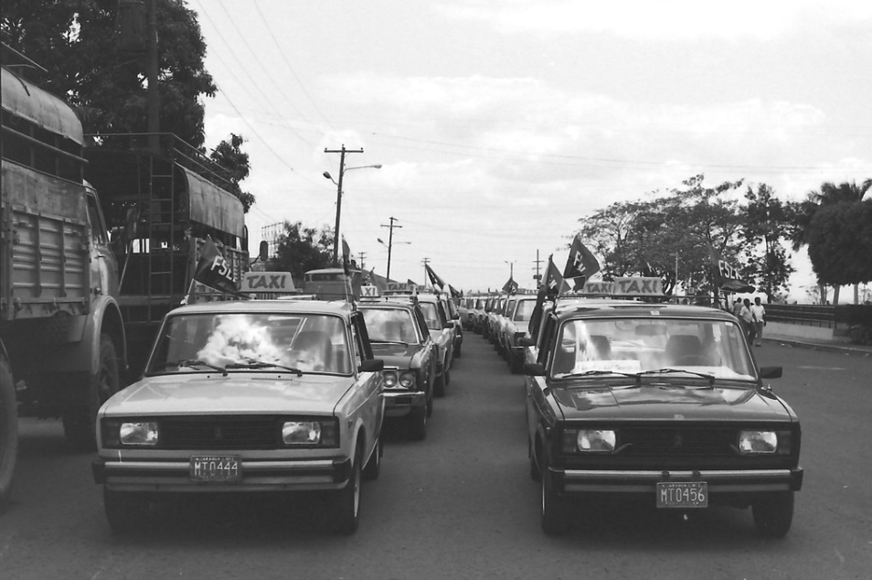 TAxis en Managua en 1990