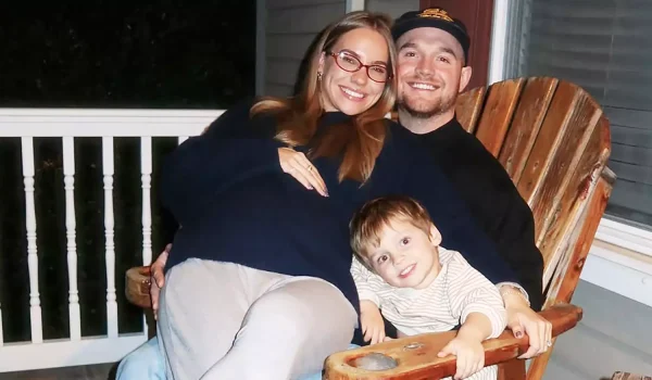 Muere hijo de influencer tras caer en una piscina de manera accidental