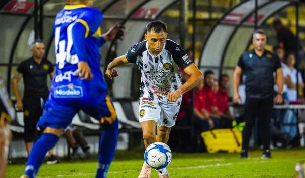Los señalamientos de José Giacone a su rival de la semifinal