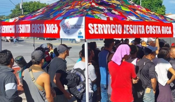Servicio Jesuita para Migrantes reducirá miles de atenciones psicosociales y legales por recortes en sus fondos