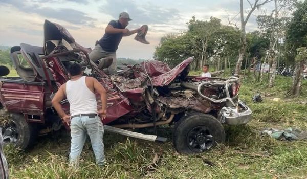 Adolescente de 14 años causa tragedia vial: ella es una de las víctimas mortales