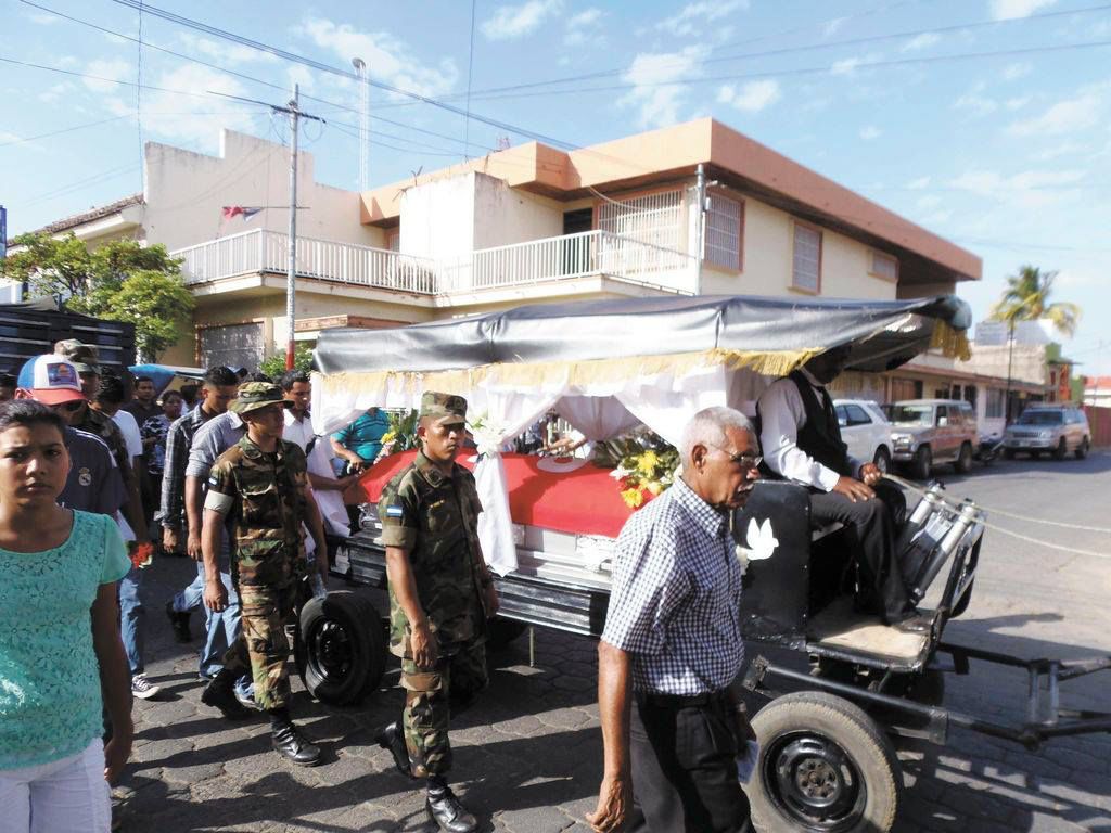 El militar Rafael Ángel Delgadillo recibió cistina seupultua en Rivas. LA PRENSA/ Archivo.