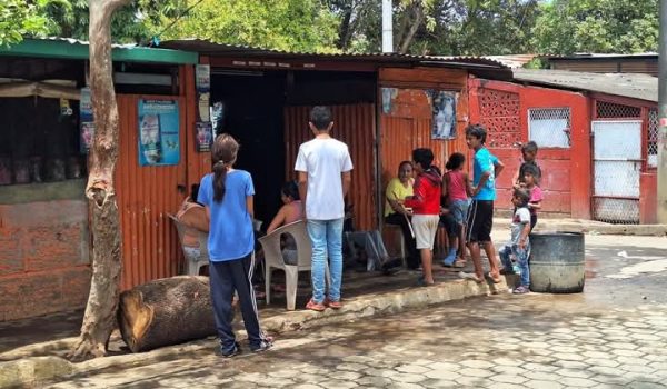 Dos hombres mueren apuñalados en distintos hechos
