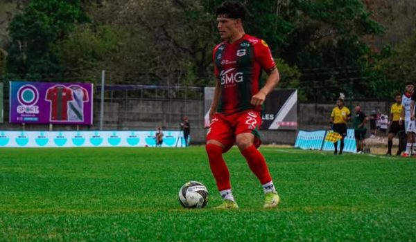 Futbolista convocado por Nicaragua y Costa Rica decide a cuál país representará