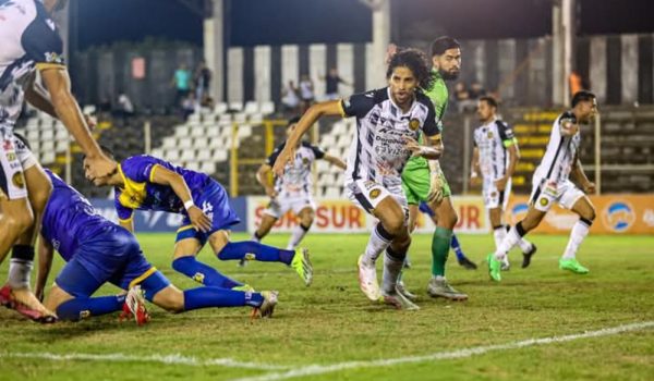 Uno de los equipos grandes del futbol nacional dejará escapar jugoso premio económico