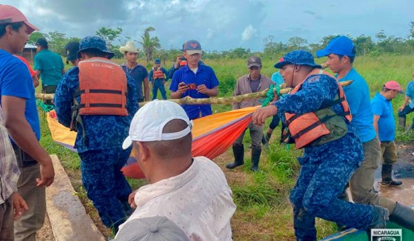 Muere familia tras naufragio de cayuco en Laguna de Perlas
