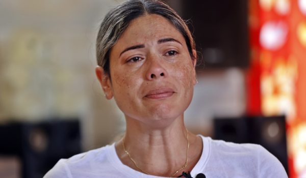 «¡Me estás quitando mi vida!», lamenta cubana deportada de EE.UU. sin su hija de 17 meses
