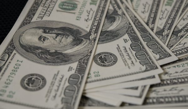 A 18 meses de haber congelado el deslizamiento del córdoba frente al dólar, ¿qué está pasando en la compra y venta de la divisa?