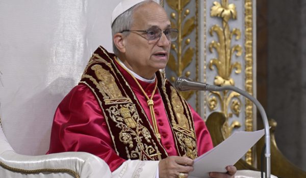 Papa León XIV aboga por «desarmar la comunicación de todo prejuicio, rencor y fanatismo»
