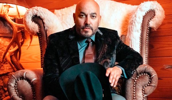 Lupillo Rivera revelará los ‘Tragos amargos’ de su vida en una autobiografía