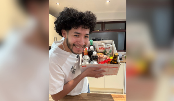 El nica que encontró en TikTok un espacio para cocinar y conectar con Nicaragua  